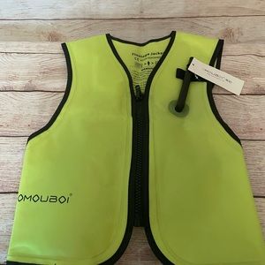 NWT Omouboi Flotation Vest
